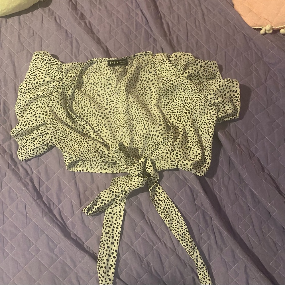Crop top